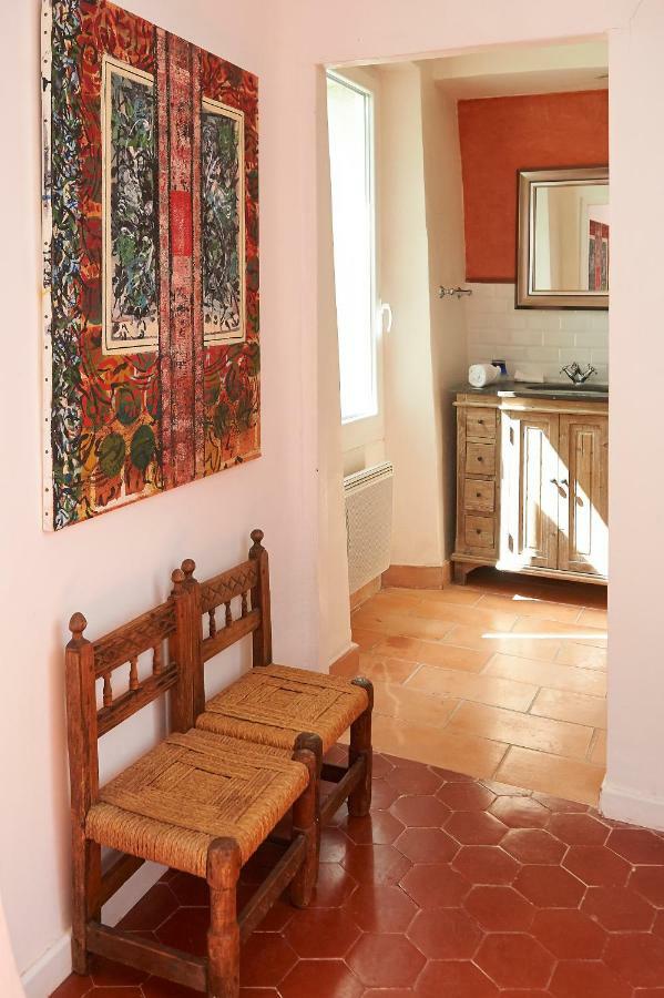 La Grande Maison De Nans Εξωτερικό φωτογραφία